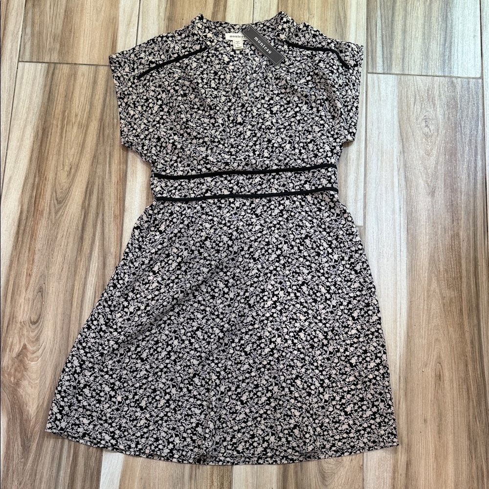 Monteau Black and White Floral Midi Dress